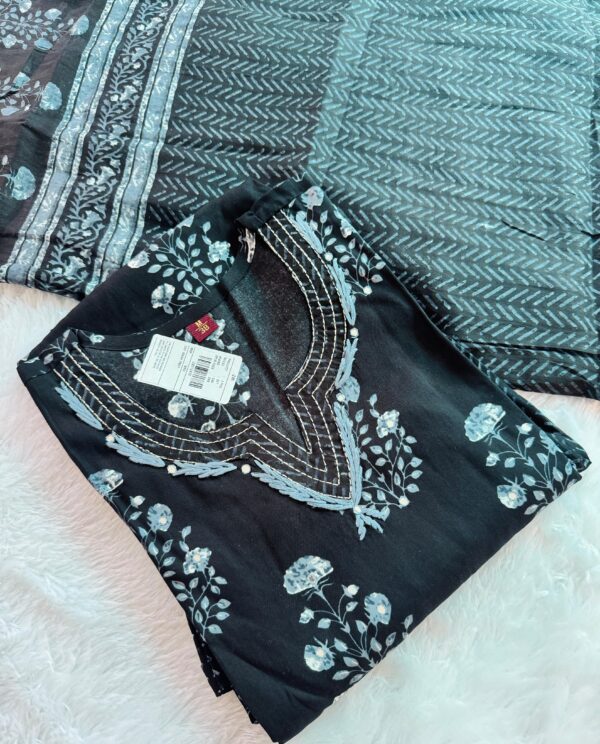 WhatsApp Image 2025-10-08 at 10.06.22 AM Black Kurti Set