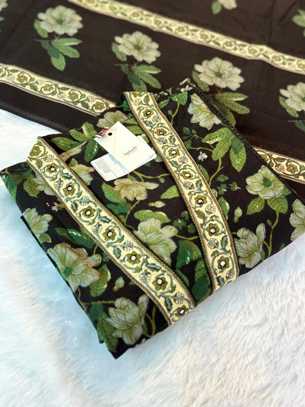 WhatsApp Image 2025-10-08 at 9.03.58 PM Green Kurti Set