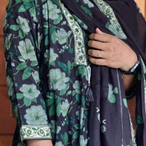 Green Kurti Set - Image 3