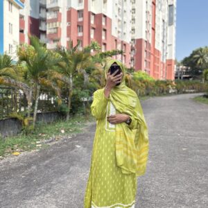Green Kurti Set - Image 4